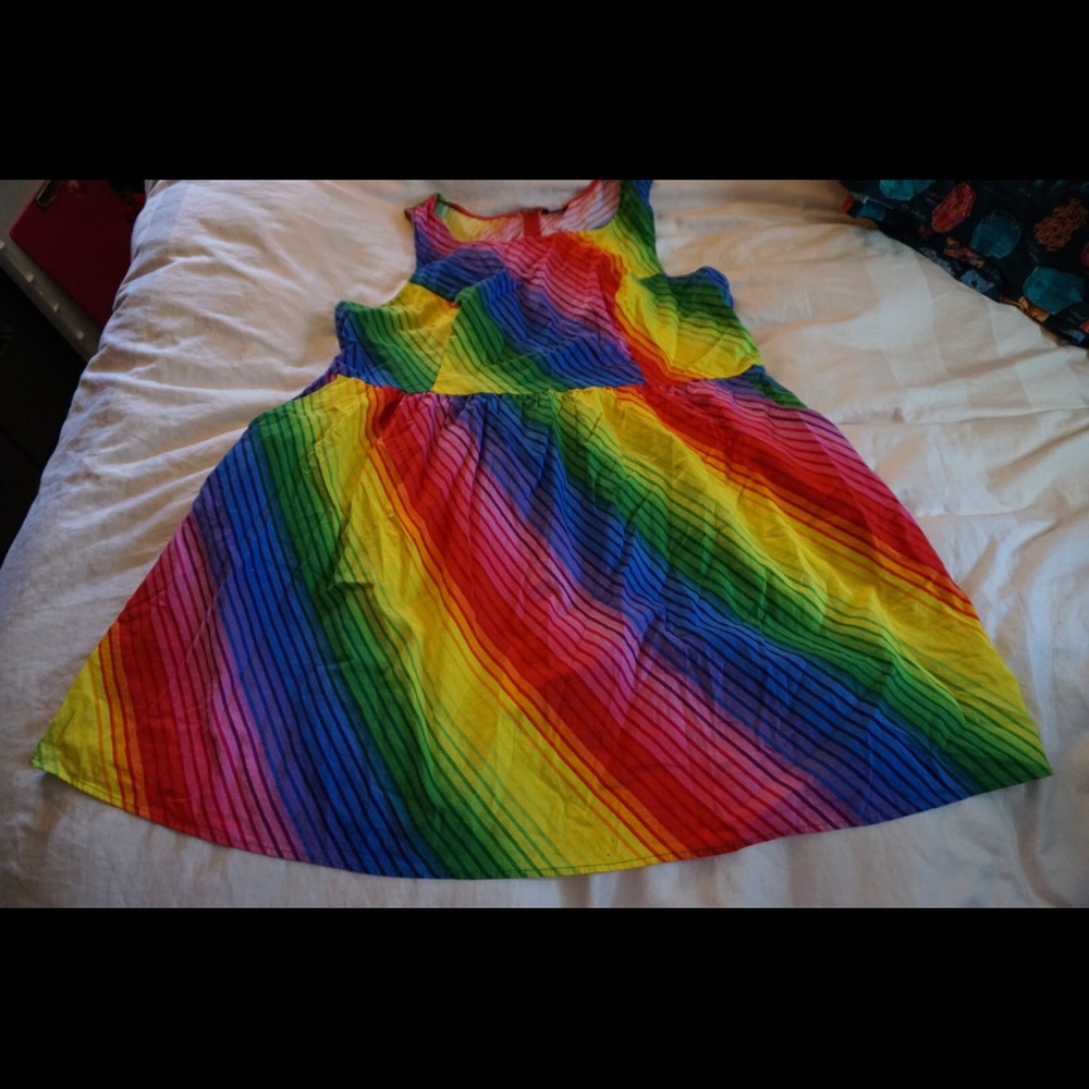 Rainbow Retrolicious with pockets size 4X